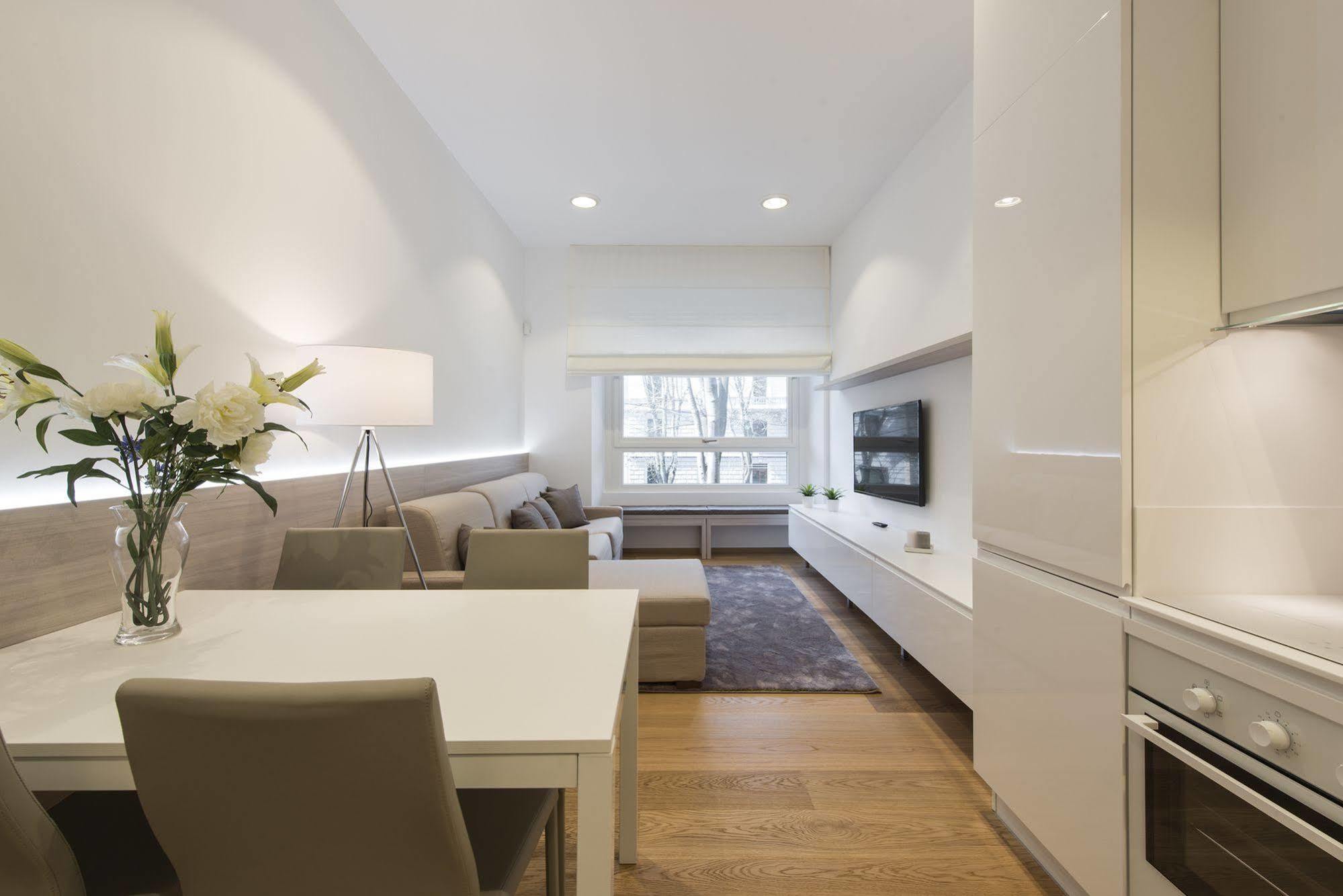 Milan Royal Suites Екстериор снимка