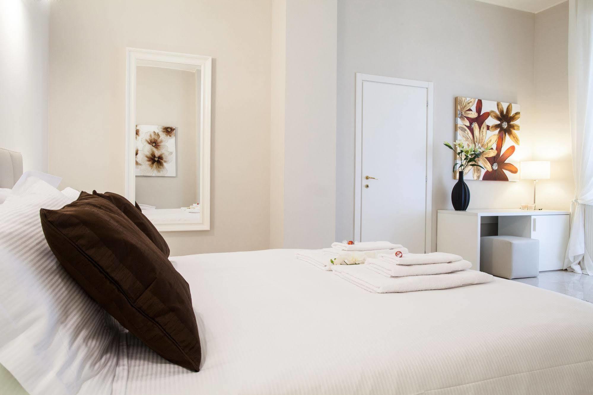 Milan Royal Suites Екстериор снимка