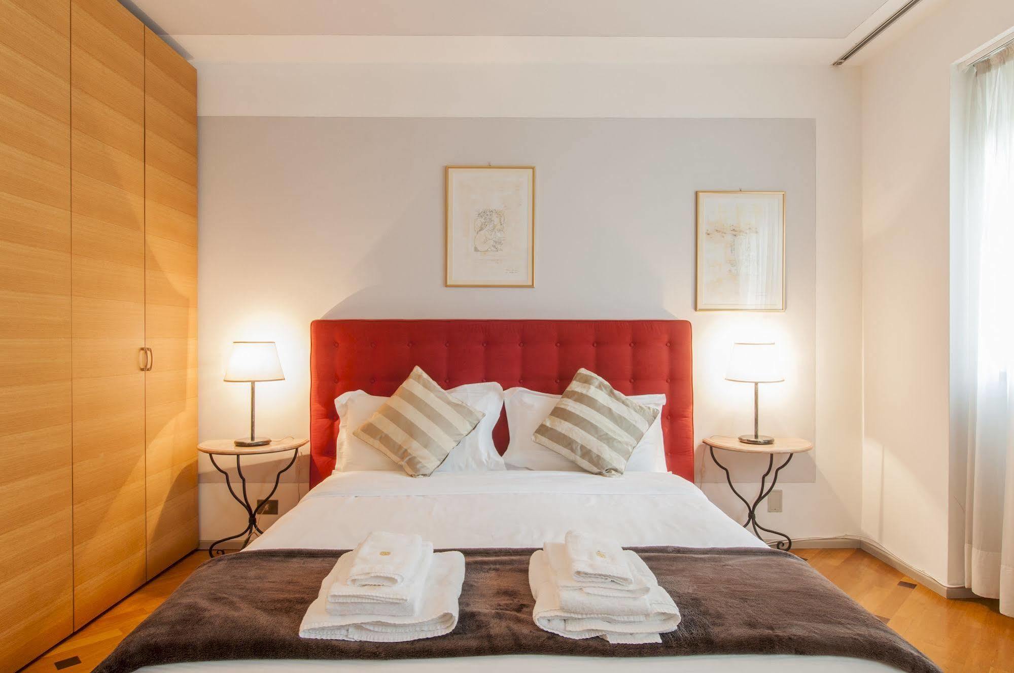 Milan Royal Suites Екстериор снимка